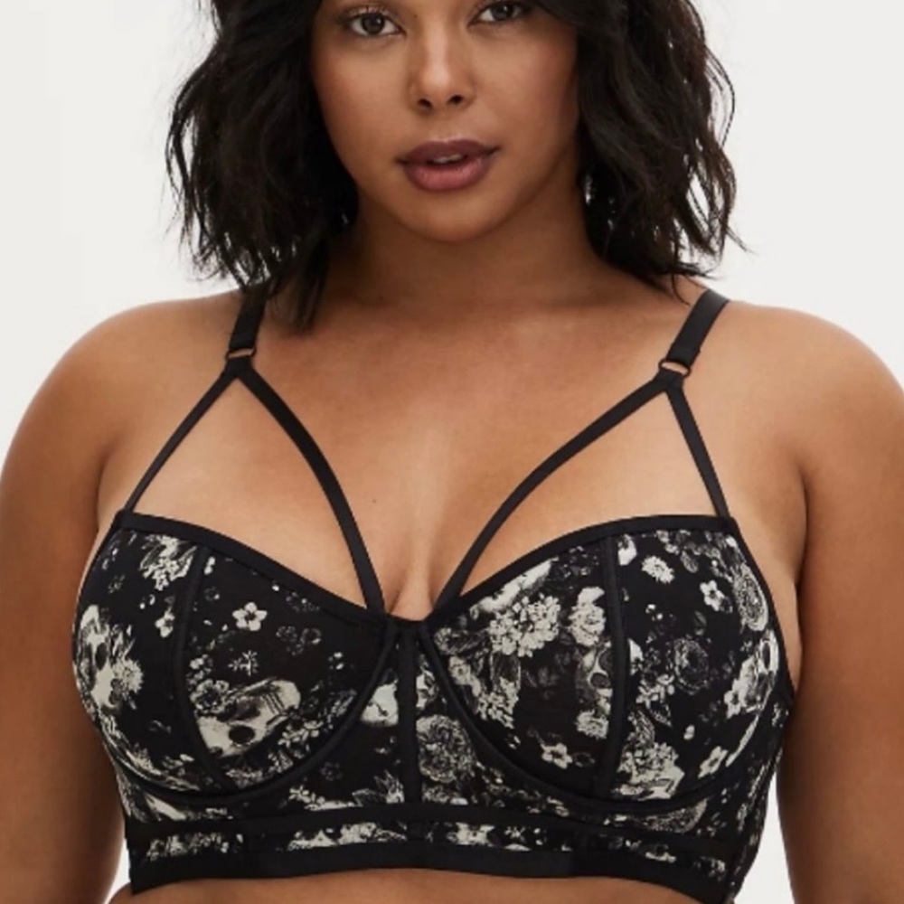 🖤 TORRID🖤 Black skull💀 Floral Power Mesh Strappy Unlined Longline Bralette🖤